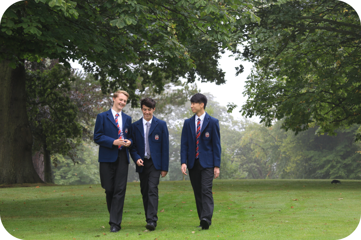 merchison-students-on-campus-boarding-school-advice